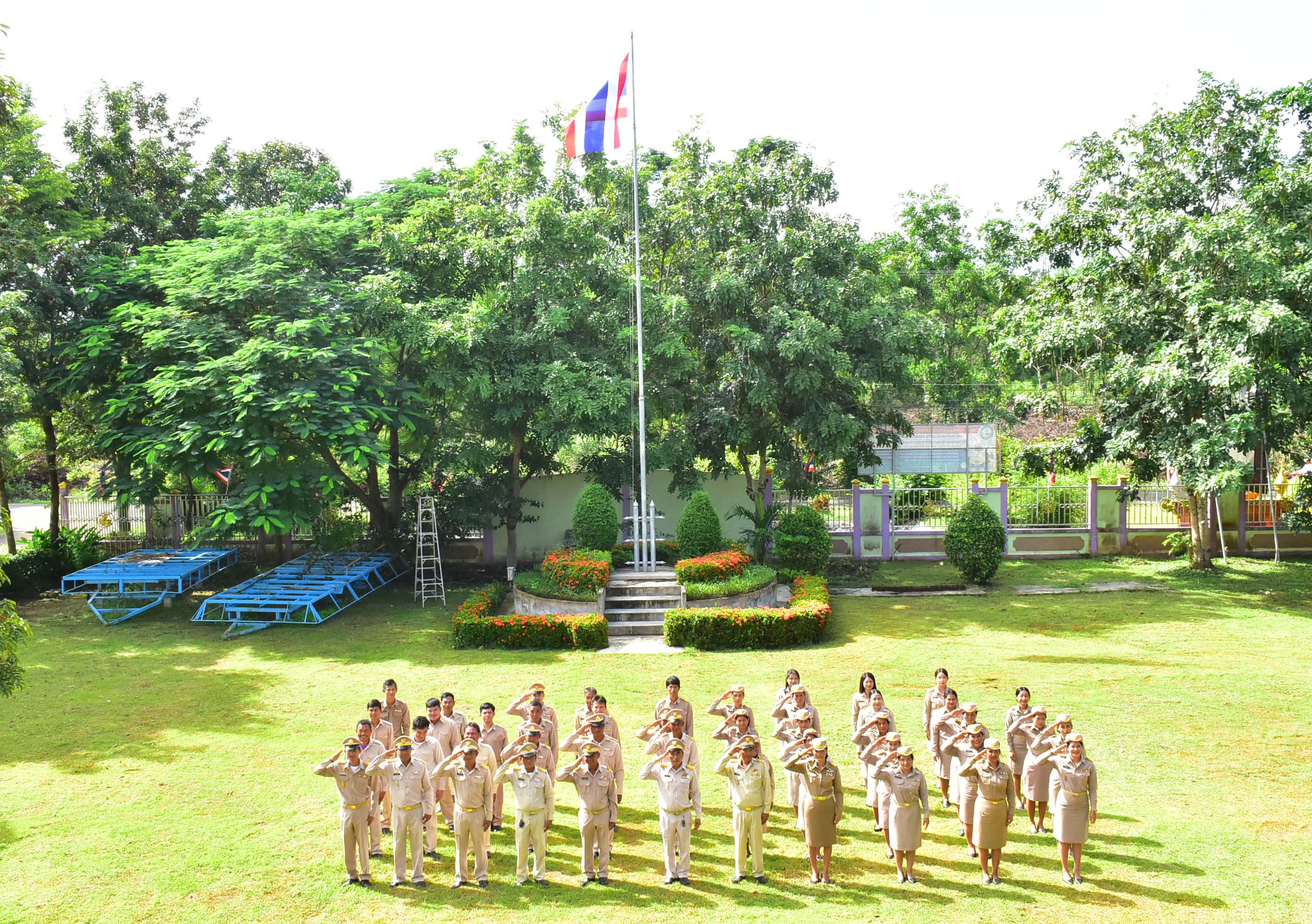 วันธงชาติไทย 28 กันยายน กิจกรรมเคารพธงชาติและร้องเพลงชาติไทย เนื่องใน 